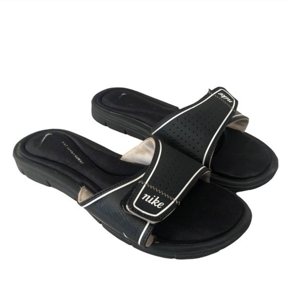 Nike Women's Comfort Slide Sandal Size 8.5